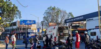 Viernes accidentado en Oaxaca: tres atropellados y un choque de urbano frente al estadio