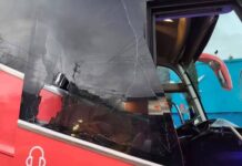 Caos y confrontaciones en Oaxaca: #bloqueos escalan con agresiones y toma de autobuses