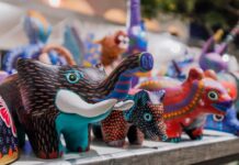 Alebrijes de Arrazola se hacen presentes en los Martes de Brujas 2026 en Xoxocotlán