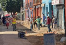 Se mantienen los trabajos sobre la Calle de 20 de Noviembre