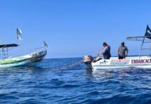 ¡Rescate en altamar! Salvan a pescadores a la deriva frente a Puerto Escondido