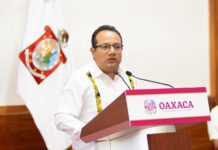 Avanza Ceabien en trabajos de la red del colector en calle Juventino Rosas, San Martín Mexicapam