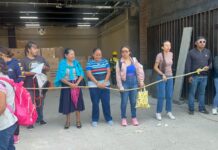 Padres de familia toman el nuevo estadio de los Guerreros de Oaxaca, por generar afectaciones viales