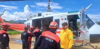Operativo aéreo refuerza búsqueda de persona desaparecida tras ser arrastrada por río en San Luis Amatlán