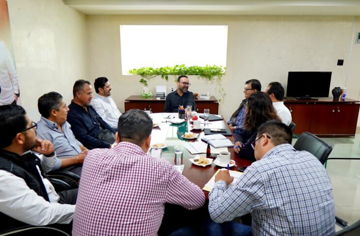 ¿Sabías que? El proyecto de la Presa Mujer Solteca incluye la construcción de acueductos para llevar agua hasta la zona metropolitana de Oaxaca?