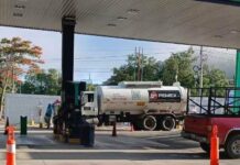 Empiezan abastecer algunas gasolineras que ya no contaban con gasolina en los Valles Centrales