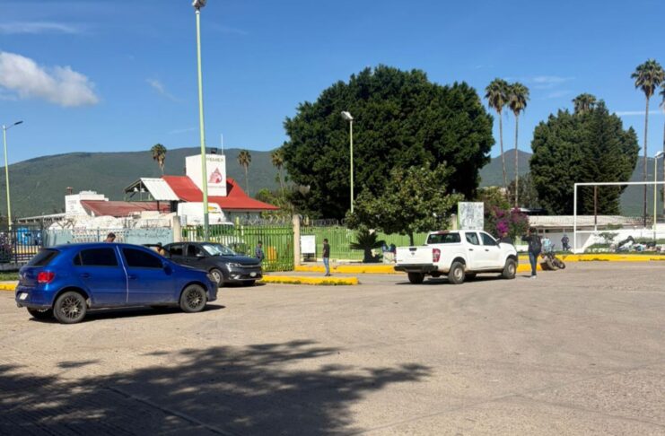 Solo unas horas duró la liberación de Pemex: Sección 22 cierra de manera permanente