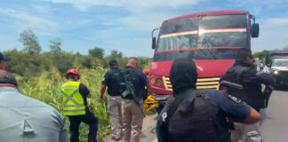 Ataque 4rmado a autobús Transístmico deja un muerto y un conductor herido en Juchitán