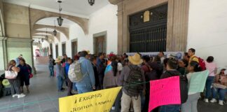 Maestros del nivel primaria exigen pagos de sus retroactivos