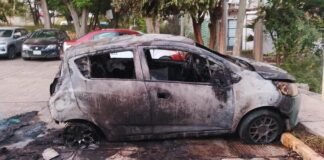 Dos vehículos calcinados fueron hallados este martes en el Fraccionamiento El Rosario