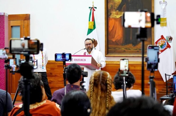 Jesús Romero destaca que disposición de las comunidades ha permitido transformar la conectividad de Oaxaca
