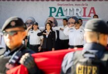 Participa Semovi en ceremonia de Izamiento de la Bandera Nacional por el Mes de la Patria