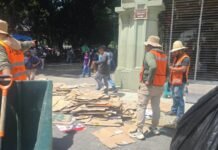 Gobierno Municipal mantiene acciones de limpieza en el Zócalo de Oaxaca de Juárez