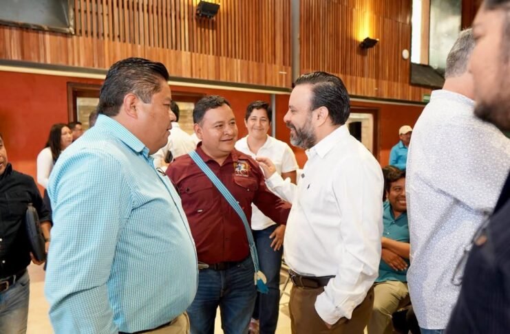 Jesús Romero destaca coordinación con CFE para mejorar servicios eléctricos en municipios de Oaxaca