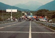 Se mantiene bloqueo en Tehuantepec por tercer día consecutivo