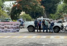 Víctimas del 2006 mantienen su bloqueo en el Llano