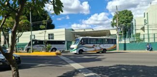 Detienen tres unidades de transporte urbano por no contar con verificación vehicular