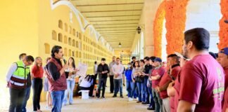 Ray Chagoya entrega primera etapa de rehabilitación de banquetas del Panteón General y San Miguel